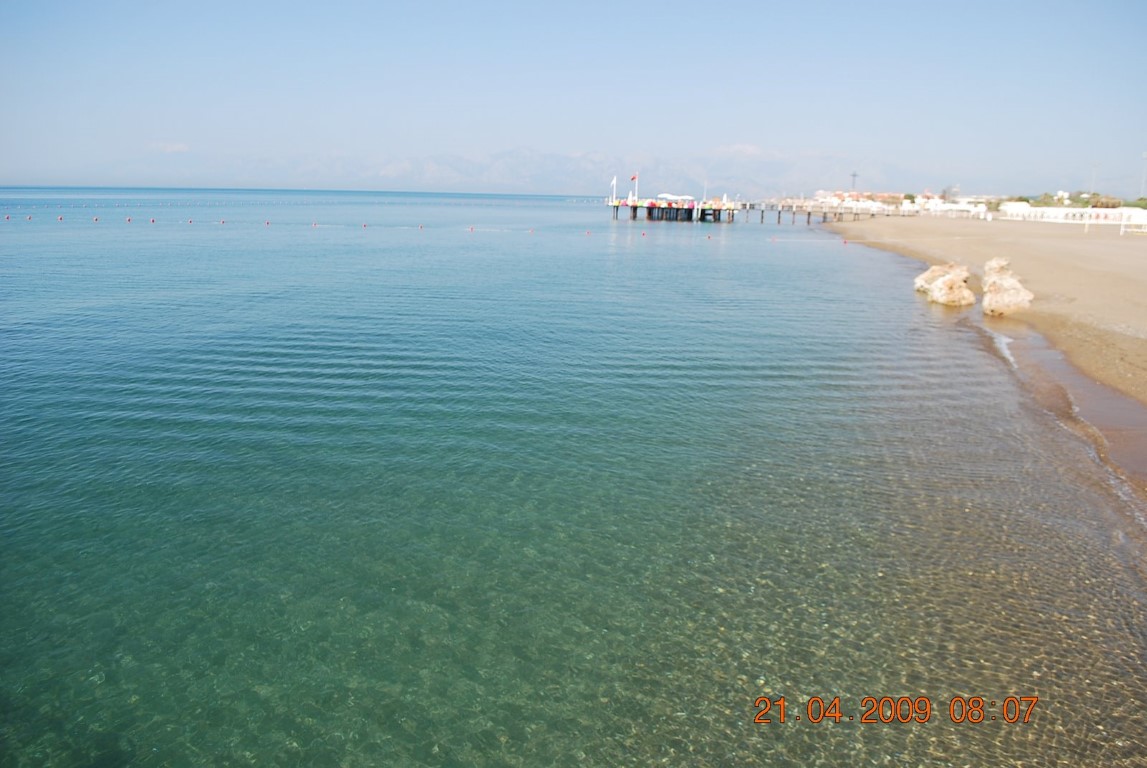 imagini hotel TITANIC LARA